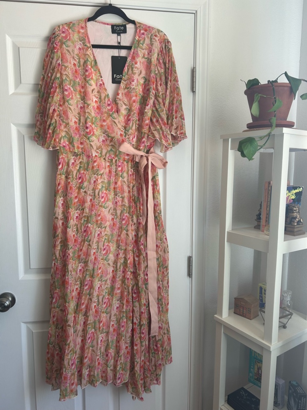Fate Curve floral wrap dress size 2x nwt